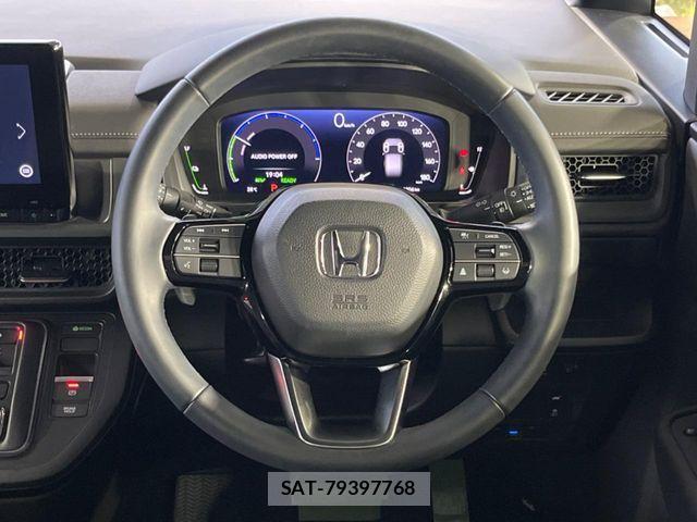 Honda STEP WGN 2023-04 8210402-12