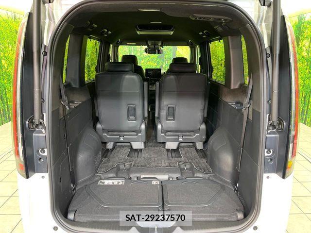Honda STEP WGN 2022-11 8210403-10