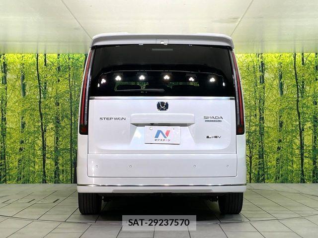 Honda STEP WGN 2022-11 8210403-14