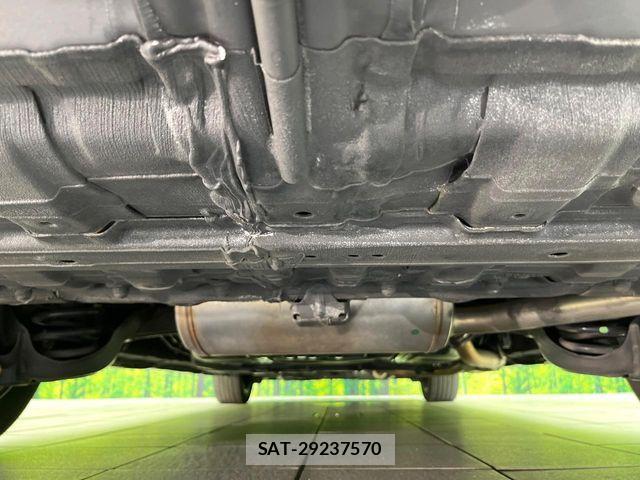Honda STEP WGN 2022-11 8210403-18