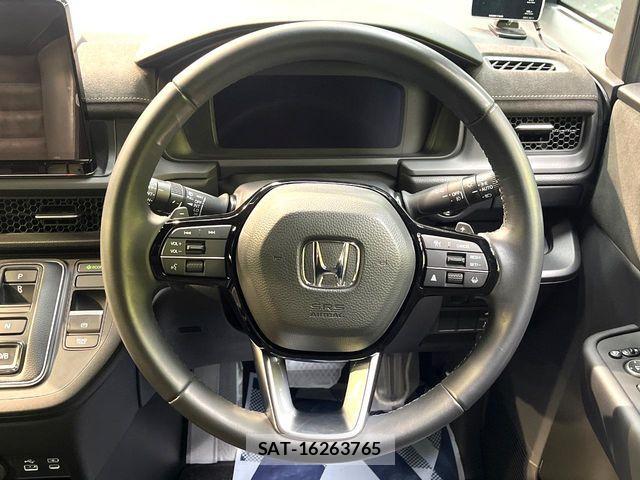 Honda STEP WGN 2023-05 8231899-11