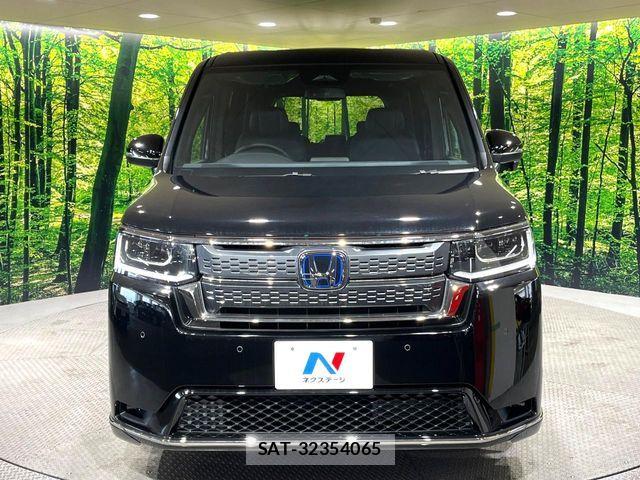 Honda STEP WGN 2026-03 8231904-13