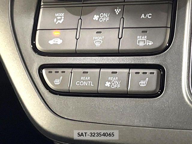 Honda STEP WGN 2026-03 8231904-4