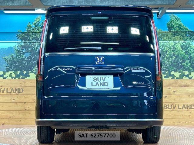Honda STEP WGN 2024-10 8231896-15
