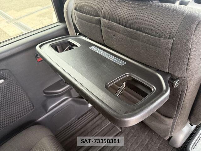 Honda STEP WGN 2021-02 8246801-15