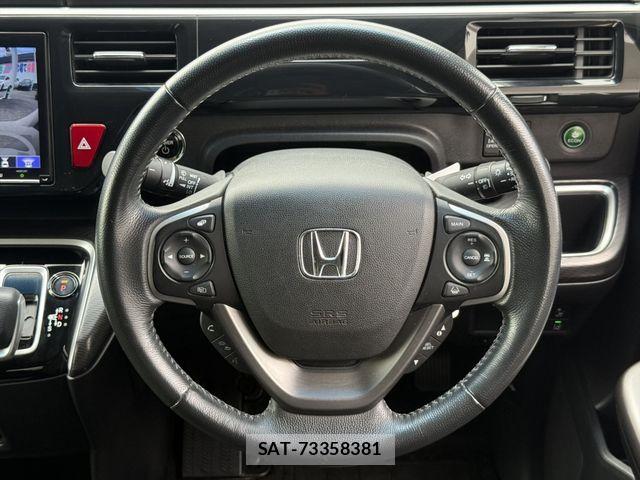 Honda STEP WGN 2021-02 8246801-21