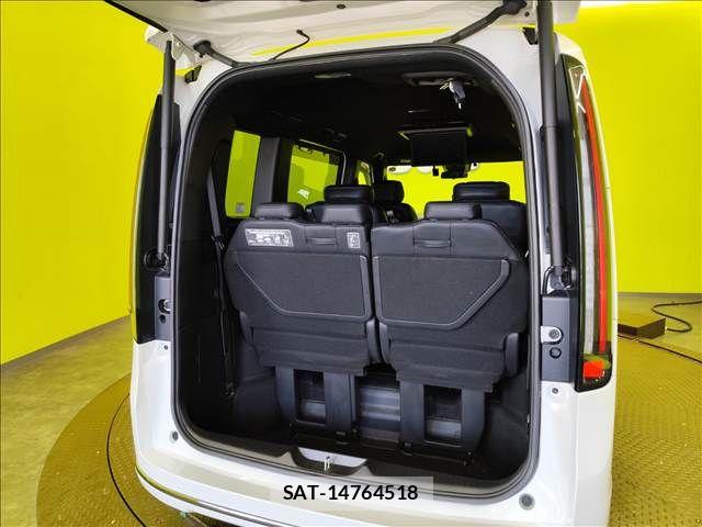 Honda STEP WGN 2022-09 8246797-28