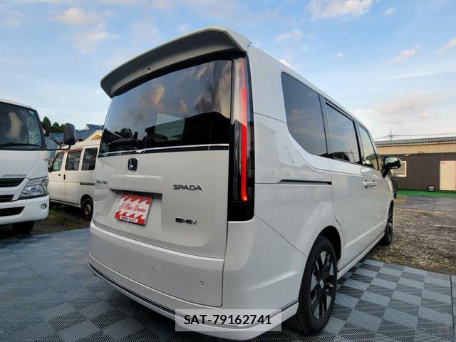 Honda STEP WGN 2025-10 8246798-11