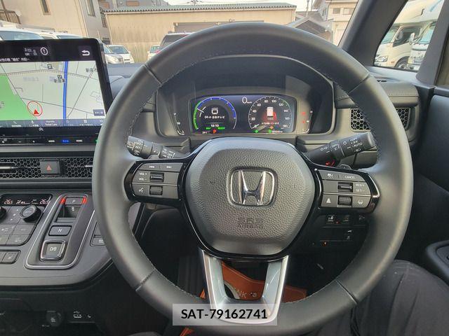 Honda STEP WGN 2025-10 8246798-18