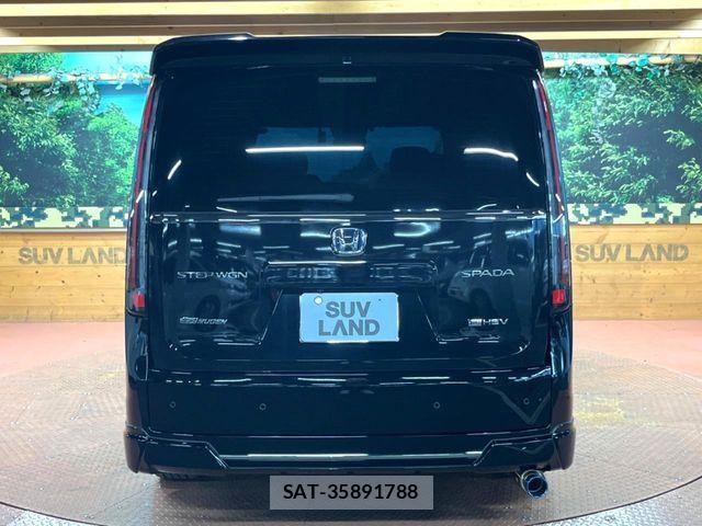 Honda STEP WGN 2023-10 8246785-16