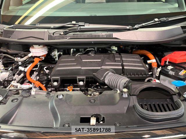 Honda STEP WGN 2023-10 8246785-17