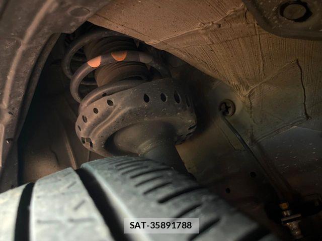 Honda STEP WGN 2023-10 8246785-19