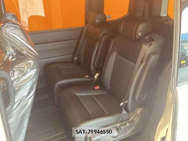 Honda STEP WGN 2026-06 8317307-18