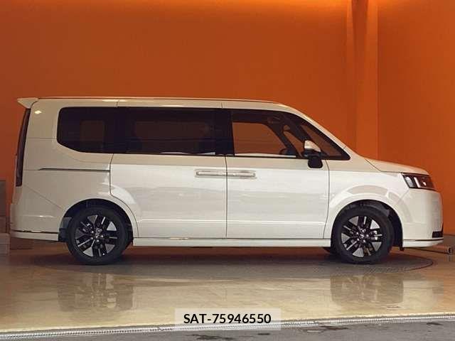 Honda STEP WGN 2026-06 8317307-8