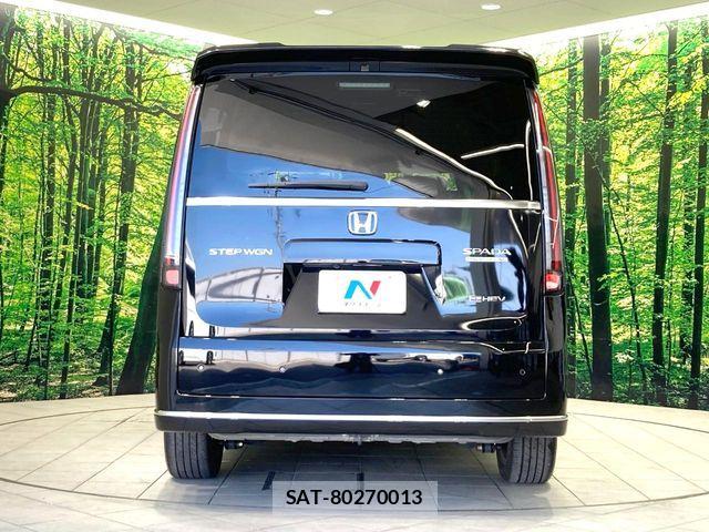 Honda STEP WGN 2024-04 8317322-15