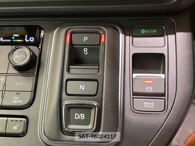 Honda STEP WGN 2026-06 8317308-2