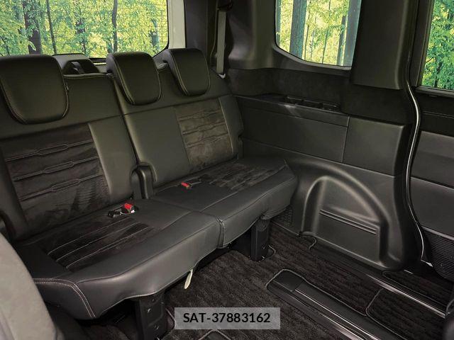 Honda STEP WGN 2023-07 8317311-9