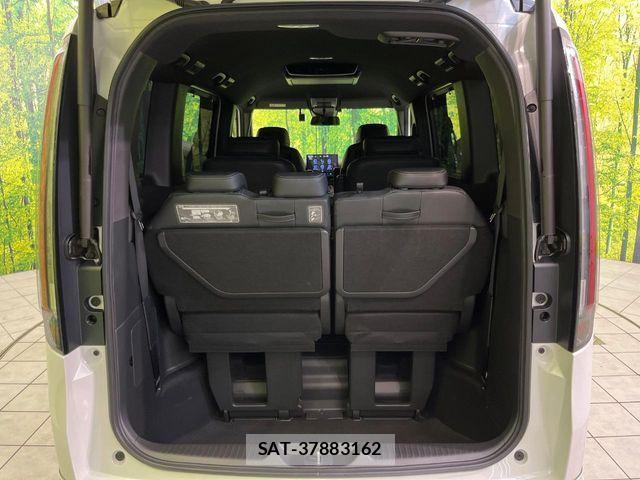 Honda STEP WGN 2023-07 8317311-10