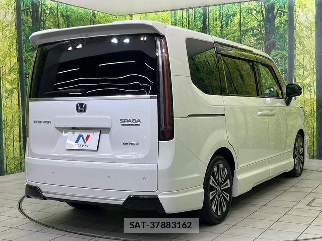 Honda STEP WGN 2023-07 8317311-16