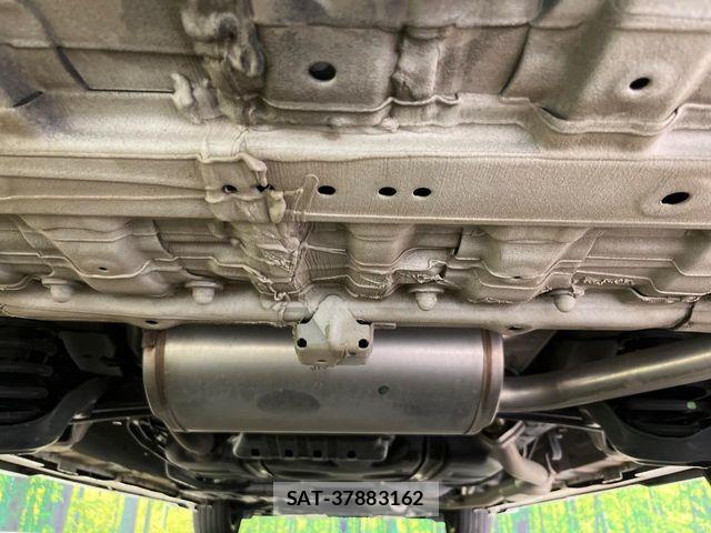 Honda STEP WGN 2023-07 8317311-18