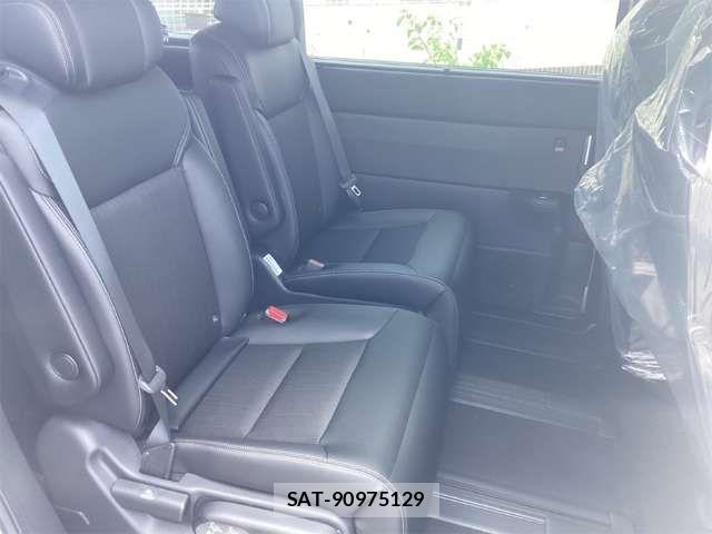 Honda STEP WGN 2026-06 8317306-14