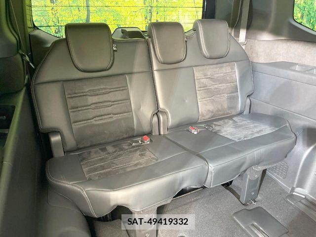 Honda STEP WGN 2024-11 8317305-9