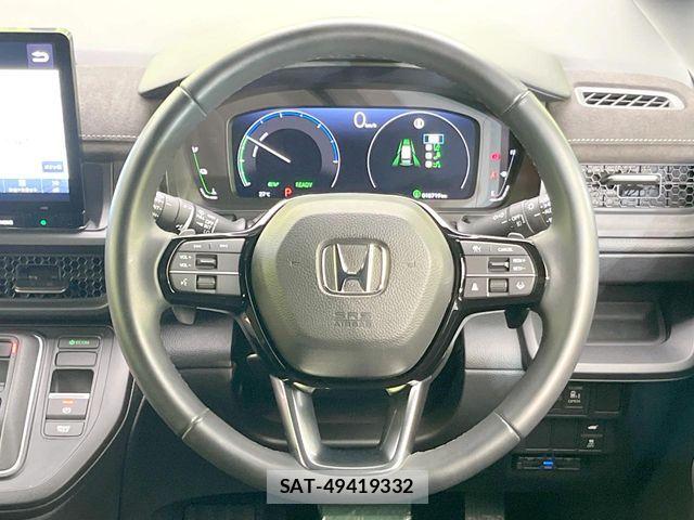 Honda STEP WGN 2024-11 8317305-10