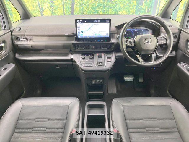 Honda STEP WGN 2024-11 8317305-1