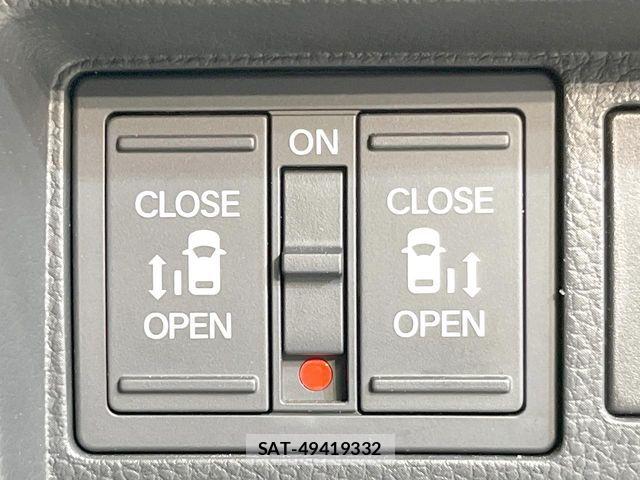 Honda STEP WGN 2024-11 8317305-2