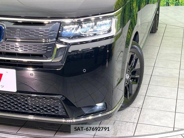 Honda STEP WGN 2022-08 8317316-11