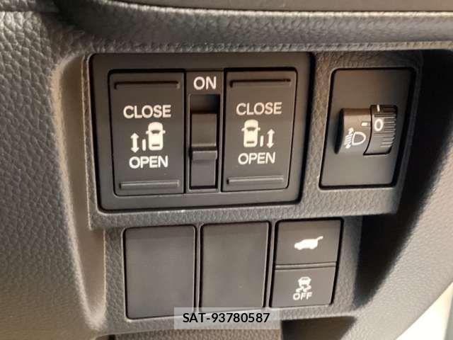 Honda STEP WGN 2026-06 8317309-3