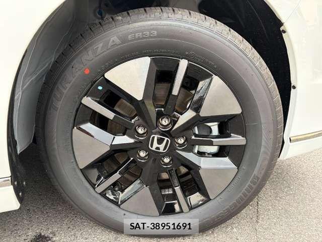 Honda STEP WGN 2026-06 8317312-9