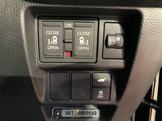 Honda STEP WGN 2024-09 8338006-6