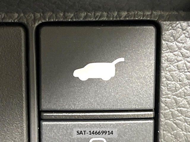 Honda STEP WGN 2025-03 8338000-6