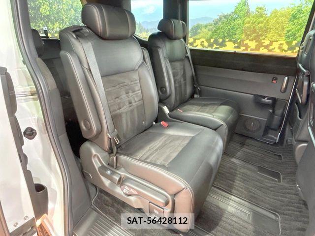 Honda STEP WGN 2024-02 8338001-8