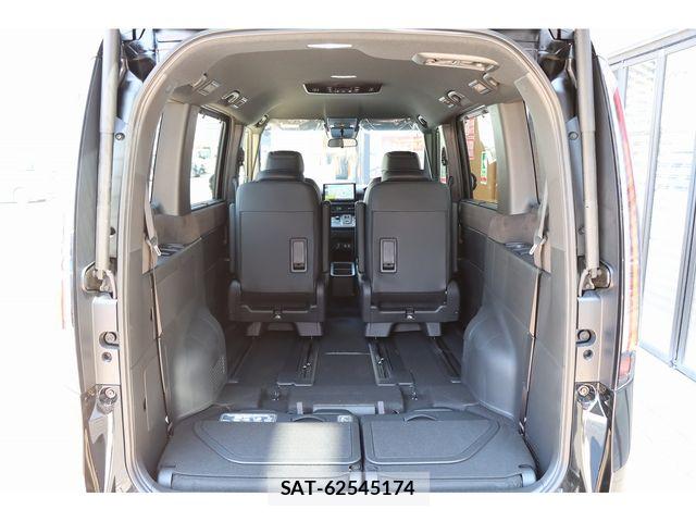 Honda STEP WGN 2026-06 8337998-14