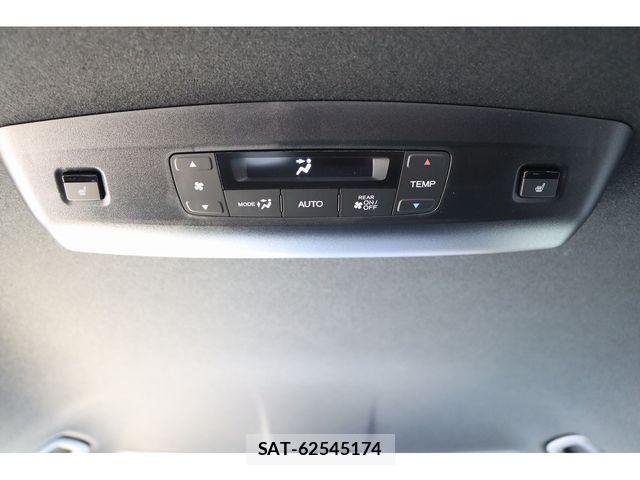 Honda STEP WGN 2026-06 8337998-21