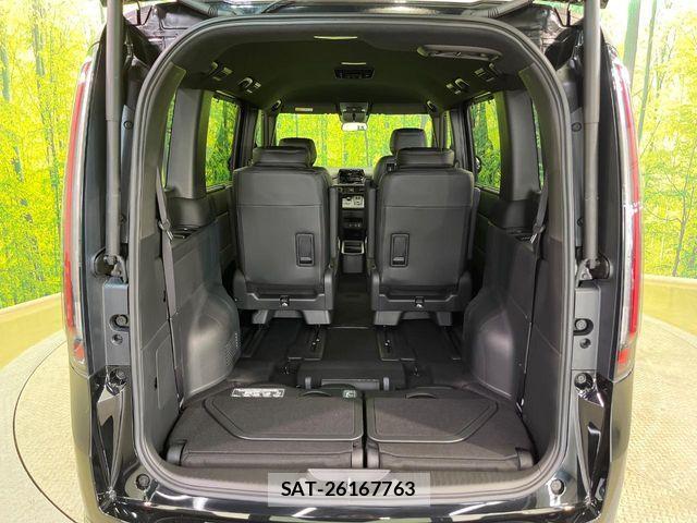 Honda STEP WGN 2026-03 8338004-11