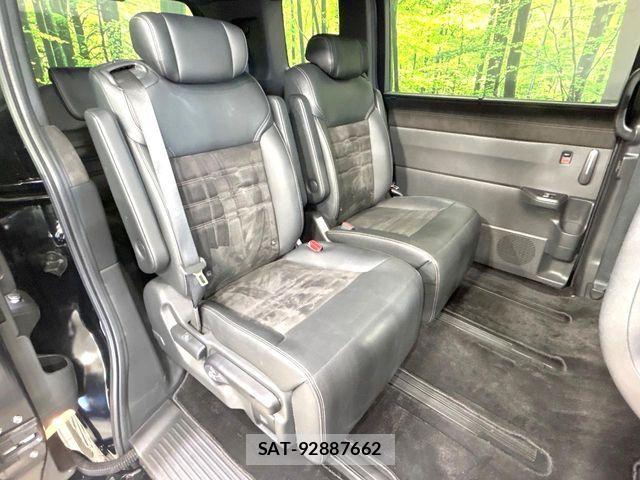 Honda STEP WGN 2024-02 8337997-9