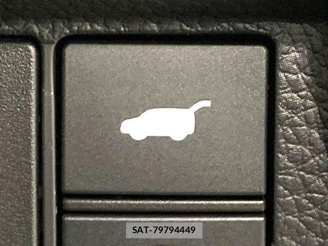 Honda STEP WGN 2026-04 8355654-5