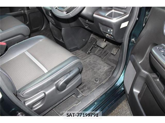 Honda STEP WGN 2021-10 8368996-18