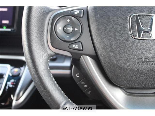 Honda STEP WGN 2021-10 8368996-26