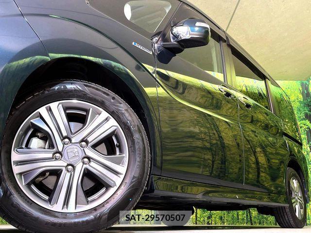 Honda STEP WGN 2018-09 8368998-12