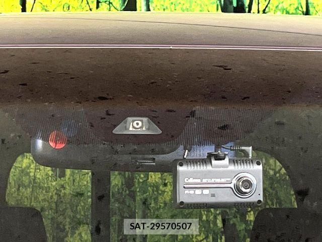 Honda STEP WGN 2018-09 8368998-3