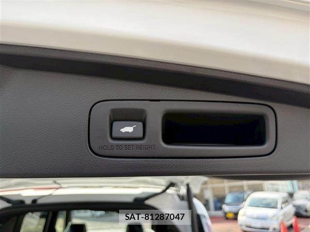 Honda STEP WGN 2026-05 8368982-27