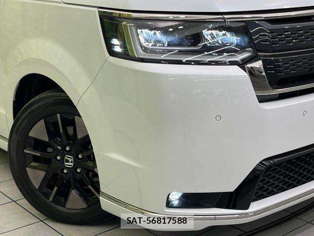 Honda STEP WGN 2022-12 8368987-12