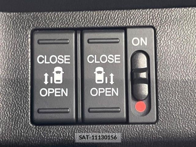 Honda STEP WGN 2021-11 8368993-6