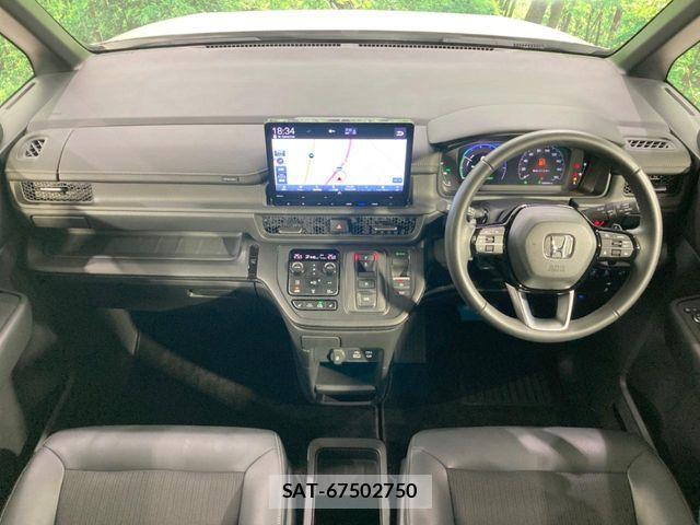 Honda STEP WGN 2023-07 8368988-1