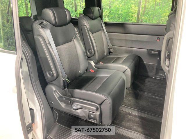 Honda STEP WGN 2023-07 8368988-8