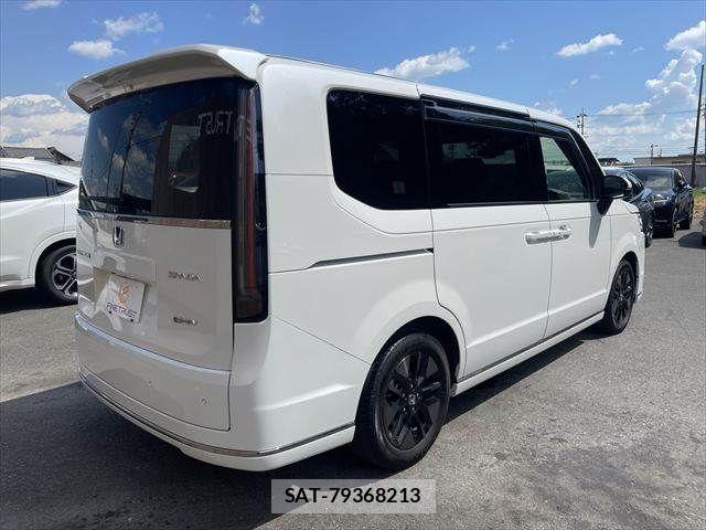 Honda STEP WGN 2023-10 8368992-18